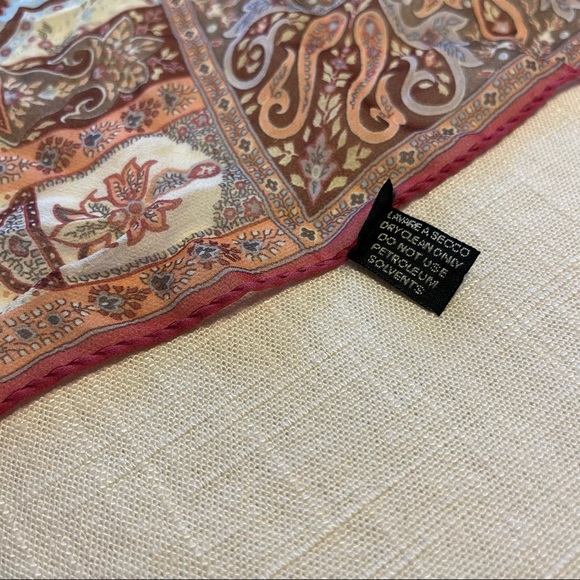 ETRO Paisley Long Scarf Pochette Wrap Multicolor Silk Lightweight 26”x64” Italy - Picture 3 of 12